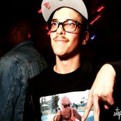 Distal - List pictures