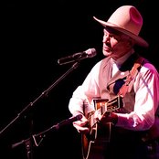 Don Edwards - List pictures