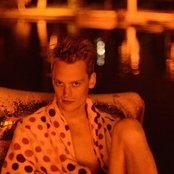 Sean Nicholas Savage - List pictures