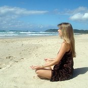 Deva Premal - List pictures