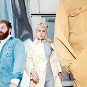 La Bagatelle Magique - List pictures