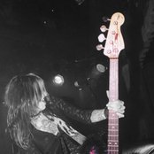 Betty Blowtorch - List pictures