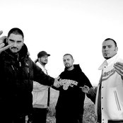 Violadores Del Verso - List pictures