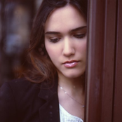 Joyce Jonathan - List pictures