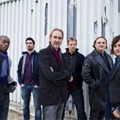 Mike & The Mechanics - List pictures
