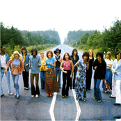 Les Humphries Singers - List pictures