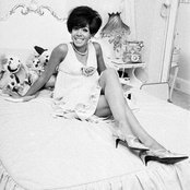 Shirley Bassey - List pictures