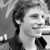 Naâman - List pictures