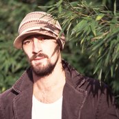 Gentleman - List pictures