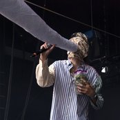 Yoguttene - List pictures