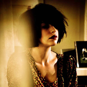 Kimbra - List pictures