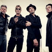 Walking Papers - List pictures