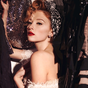 Haley Bennett - List pictures