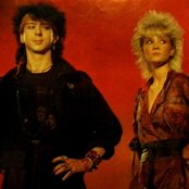 Anni Hogan - List pictures