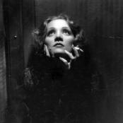 Marlene Dietrich - List pictures