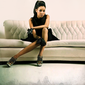 Dionne Broomfield - List pictures