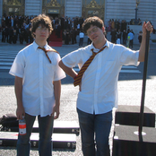 Harry And The Potters - List pictures