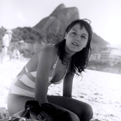 Mallu Magalhães - List pictures