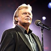 John Farnham - List pictures