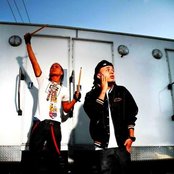 Laze & Royal - List pictures