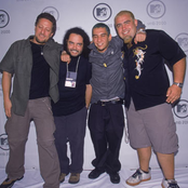 Raimundos - List pictures