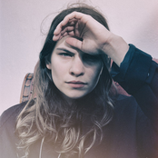 Eliot Sumner - List pictures