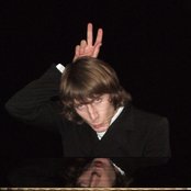 Maximilian Hecker - List pictures