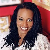 Dianne Reeves - List pictures