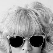 Honey Cocaine - List pictures