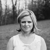 Amanda Stott - List pictures