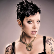 Bif Naked - List pictures