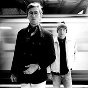 Go-betweens - List pictures