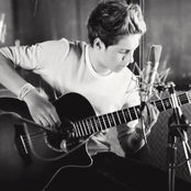 Niall Horan - List pictures