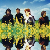 Katrina & The Waves - List pictures