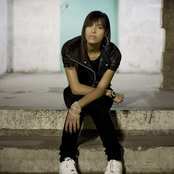 Zaho - List pictures