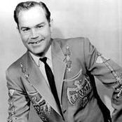 Red Simpson - List pictures