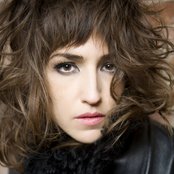 Joan As Policewoman - List pictures