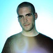 Phaeleh - List pictures