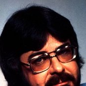 Nat Stuckey - List pictures