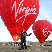 Newton Faulkner - List pictures