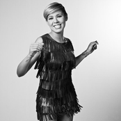 Chimene Badi - List pictures