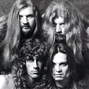 Damien - List pictures