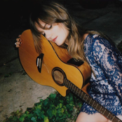 Julia Stone - List pictures