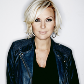 Sanna Nielsen - List pictures