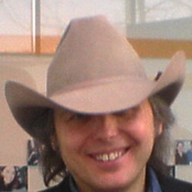 Dwight Yoakam - List pictures