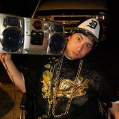 Rucka Rucka Ali - List pictures