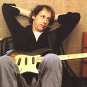 Mark Knopfler - List pictures