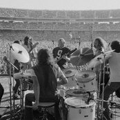 Crosby Stills Nash & Young - List pictures