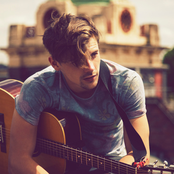 Max Milner - List pictures