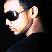 Mumzy Stranger - List pictures